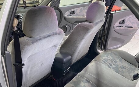 Mitsubishi Carisma I, 1997 год, 255 000 рублей, 6 фотография