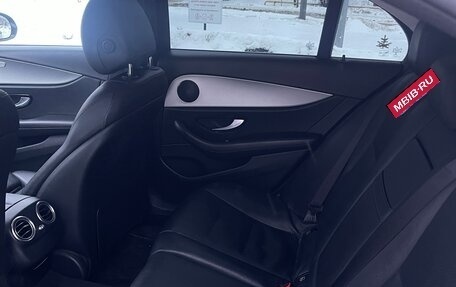 Mercedes-Benz E-Класс, 2020 год, 2 300 000 рублей, 9 фотография