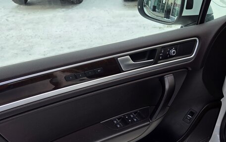 Volkswagen Touareg III, 2014 год, 2 900 000 рублей, 8 фотография