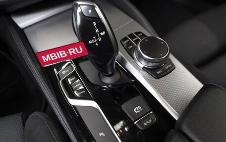 BMW 5 серия, 2018 год, 3 200 000 рублей, 15 фотография