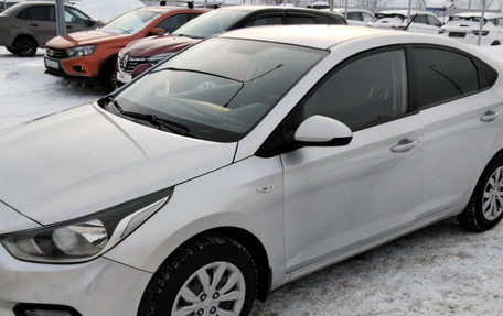 Hyundai Solaris II рестайлинг, 2018 год, 693 000 рублей, 2 фотография