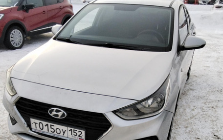 Hyundai Solaris II рестайлинг, 2018 год, 693 000 рублей, 4 фотография