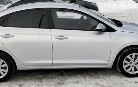 Hyundai Solaris II рестайлинг, 2018 год, 693 000 рублей, 7 фотография