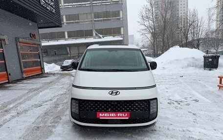 Hyundai Staria, 2021 год, 5 500 000 рублей, 2 фотография
