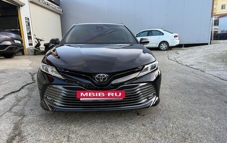 Toyota Camry, 2019 год, 2 230 000 рублей, 2 фотография