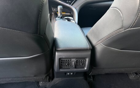 Toyota Camry, 2019 год, 2 230 000 рублей, 16 фотография