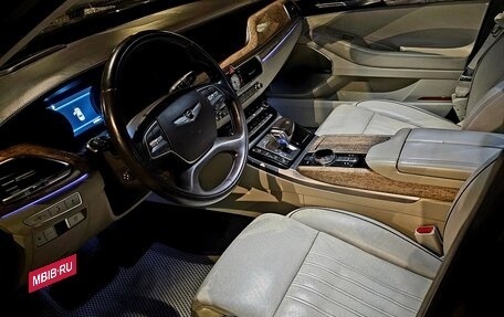 Genesis G90 I рестайлинг, 2017 год, 2 300 000 рублей, 16 фотография