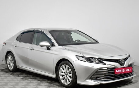 Toyota Camry, 2018 год, 2 189 000 рублей, 3 фотография