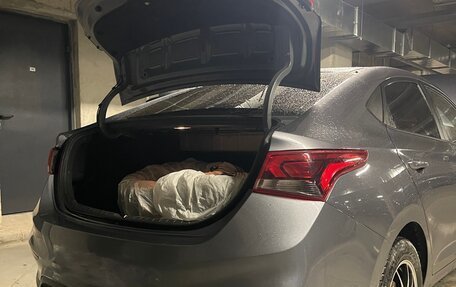 Hyundai Solaris II рестайлинг, 2018 год, 1 200 000 рублей, 16 фотография