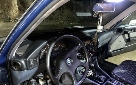 BMW 5 серия, 1989 год, 370 000 рублей, 27 фотография