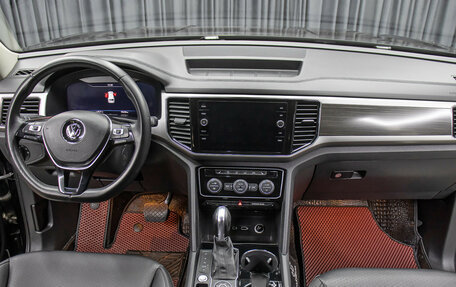 Volkswagen Teramont I, 2018 год, 3 898 000 рублей, 15 фотография