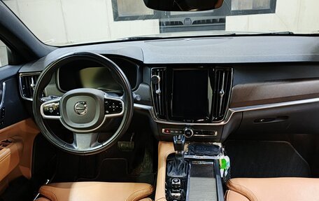 Volvo V90 Cross Country I рестайлинг, 2018 год, 3 050 000 рублей, 17 фотография