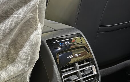 Volkswagen Tiguan, 2025 год, 4 820 000 рублей, 9 фотография