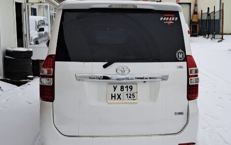 Toyota Noah III, 2012 год, 1 700 000 рублей, 7 фотография