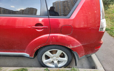 Mitsubishi Outlander III рестайлинг 3, 2008 год, 815 000 рублей, 11 фотография