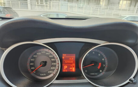 Mitsubishi Outlander III рестайлинг 3, 2008 год, 815 000 рублей, 13 фотография