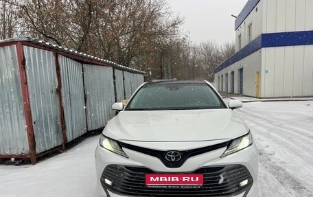 Toyota Camry, 2020 год, 2 660 000 рублей, 1 фотография