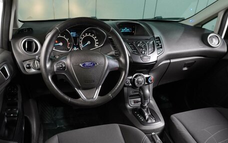 Ford Fiesta, 2017 год, 869 000 рублей, 6 фотография