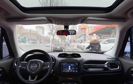 Jeep Renegade I рестайлинг, 2021 год, 1 350 777 рублей, 8 фотография