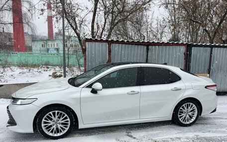 Toyota Camry, 2020 год, 2 660 000 рублей, 7 фотография