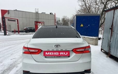 Toyota Camry, 2020 год, 2 660 000 рублей, 6 фотография