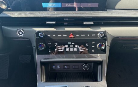 Genesis GV80 I, 2025 год, 9 222 123 рублей, 15 фотография