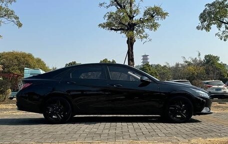 Hyundai Elantra, 2022 год, 1 600 000 рублей, 7 фотография