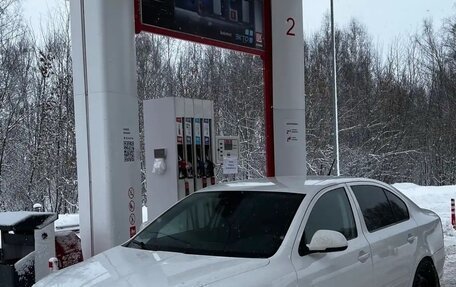 Skoda Octavia, 2012 год, 870 000 рублей, 3 фотография