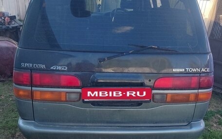 Toyota Town Ace III, 1994 год, 480 000 рублей, 3 фотография