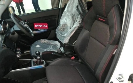 Suzuki Swift V, 2025 год, 2 100 999 рублей, 17 фотография