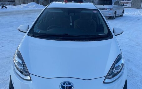 Toyota Aqua I, 2017 год, 1 030 000 рублей, 1 фотография