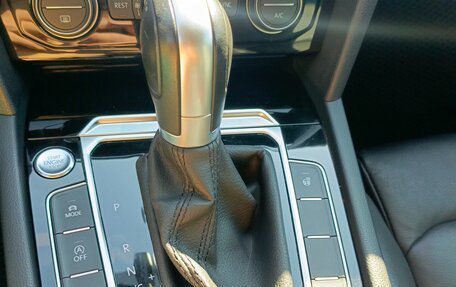 Volkswagen Passat B8 рестайлинг, 2019 год, 2 650 000 рублей, 10 фотография