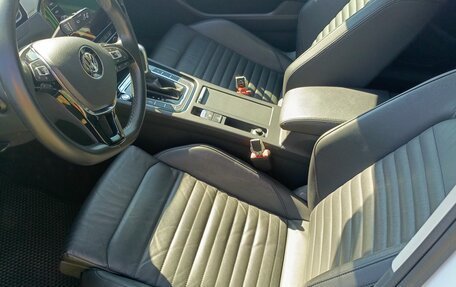 Volkswagen Passat B8 рестайлинг, 2019 год, 2 650 000 рублей, 11 фотография