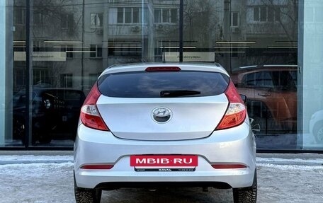 Hyundai Solaris II рестайлинг, 2016 год, 1 000 000 рублей, 6 фотография