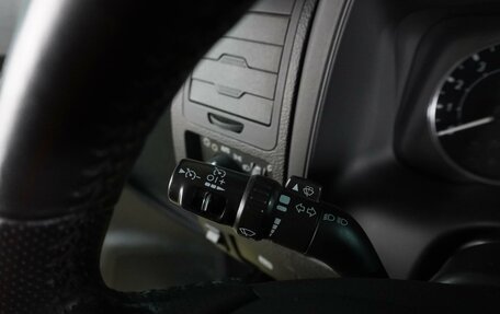 Hummer H3, 2008 год, 2 439 000 рублей, 16 фотография