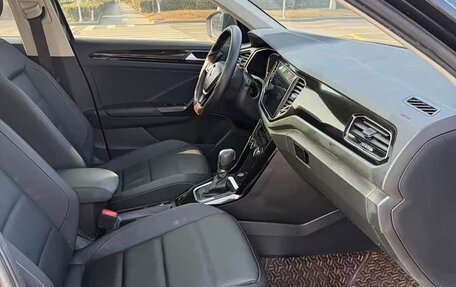 Volkswagen T-Roc I, 2021 год, 1 240 978 рублей, 13 фотография