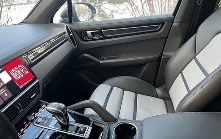 Porsche Cayenne III, 2021 год, 11 000 000 рублей, 16 фотография