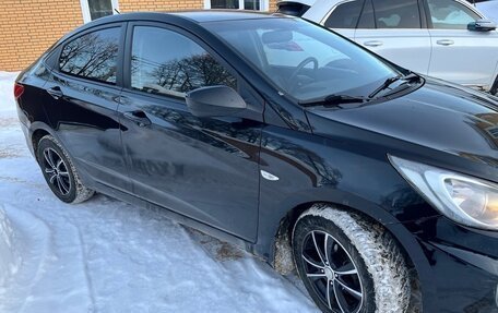 Hyundai Solaris II рестайлинг, 2013 год, 780 000 рублей, 2 фотография