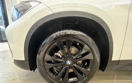 BMW X1, 2022 год, 2 500 001 рублей, 13 фотография