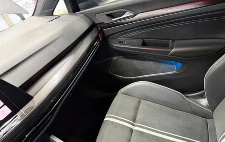 Volkswagen Golf VIII, 2023 год, 2 227 757 рублей, 8 фотография