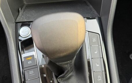 Volkswagen Tiguan II, 2023 год, 3 000 069 рублей, 10 фотография