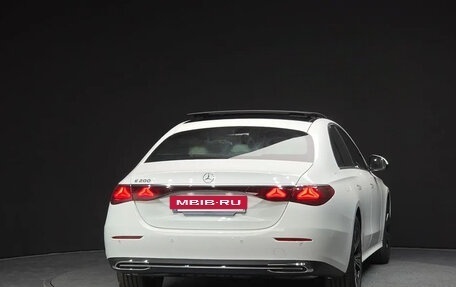 Mercedes-Benz E-Класс, 2025 год, 5 500 000 рублей, 4 фотография