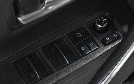 Toyota Corolla, 2019 год, 1 949 000 рублей, 26 фотография