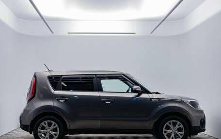 KIA Soul II рестайлинг, 2018 год, 1 632 000 рублей, 6 фотография