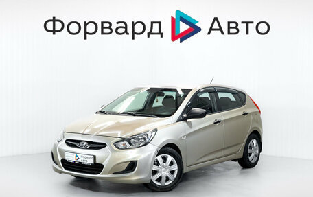 Hyundai Solaris II рестайлинг, 2014 год, 920 000 рублей, 4 фотография