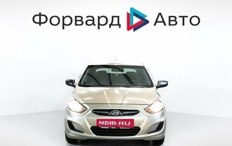 Hyundai Solaris II рестайлинг, 2014 год, 920 000 рублей, 2 фотография