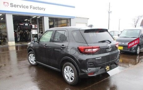 Toyota Raize I, 2022 год, 1 300 000 рублей, 7 фотография