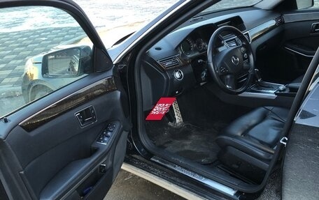 Mercedes-Benz E-Класс, 2010 год, 1 300 000 рублей, 5 фотография