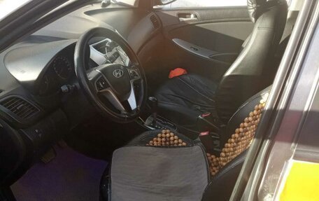 Hyundai Solaris II рестайлинг, 2016 год, 450 000 рублей, 4 фотография