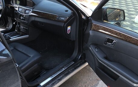 Mercedes-Benz E-Класс, 2010 год, 1 300 000 рублей, 8 фотография